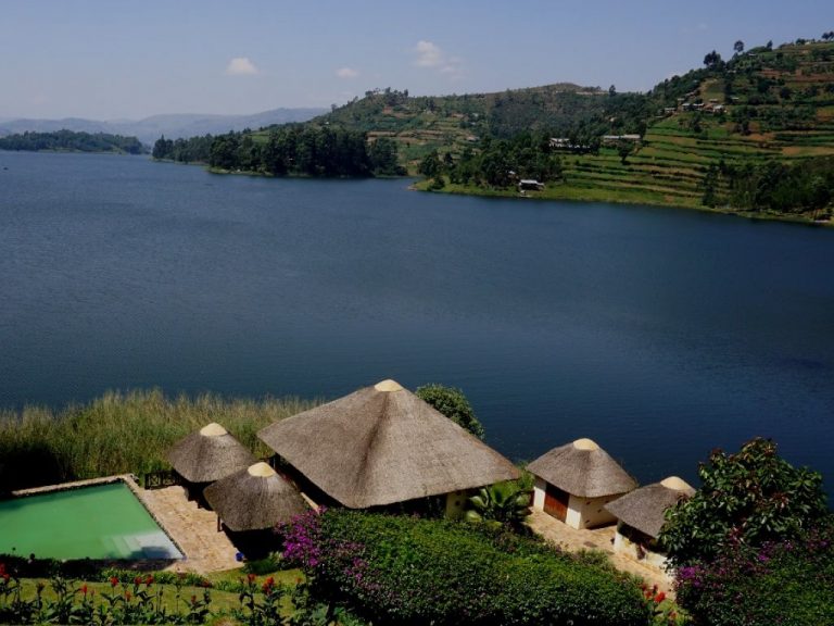 tourist attractions in western uganda